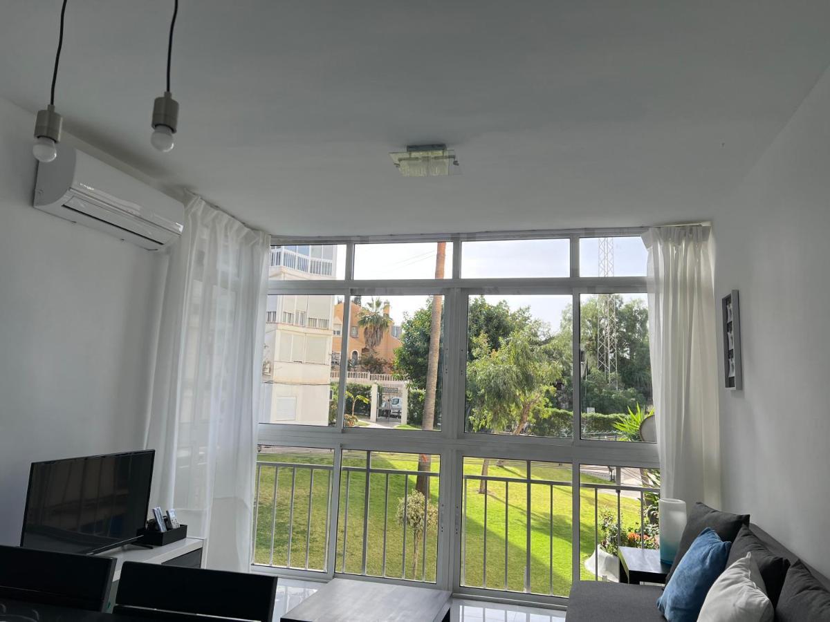 Apartamento Con Piscina Y Barbacoa Apartman La Cala Del Moral Kültér fotó