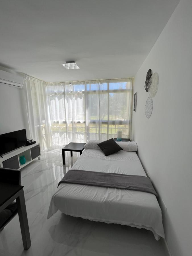 Apartamento Con Piscina Y Barbacoa Apartman La Cala Del Moral Kültér fotó