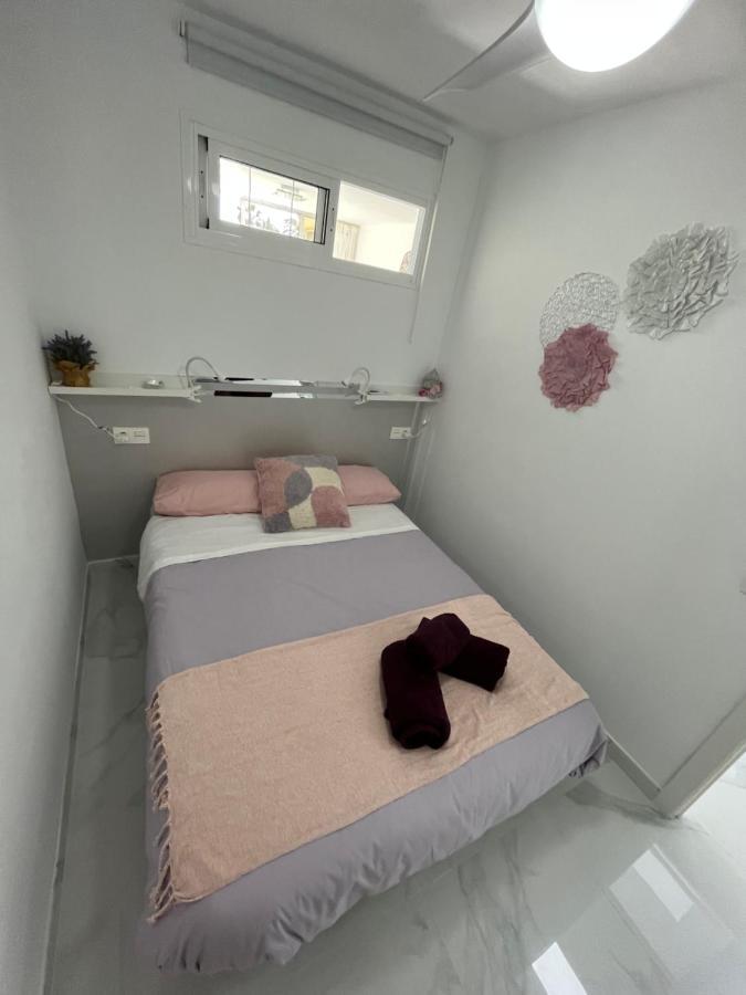Apartamento Con Piscina Y Barbacoa Apartman La Cala Del Moral Kültér fotó